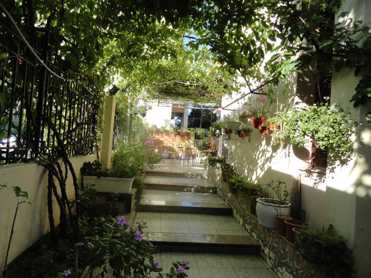 Ha Long Lily Homestay Buitenkant foto